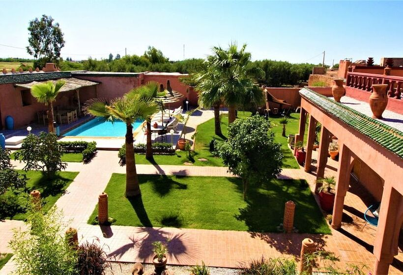 Pension (Hôtel basse catégorie) Jenny Lynn