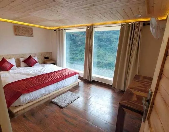 Seven Hills Hotels And Resorts