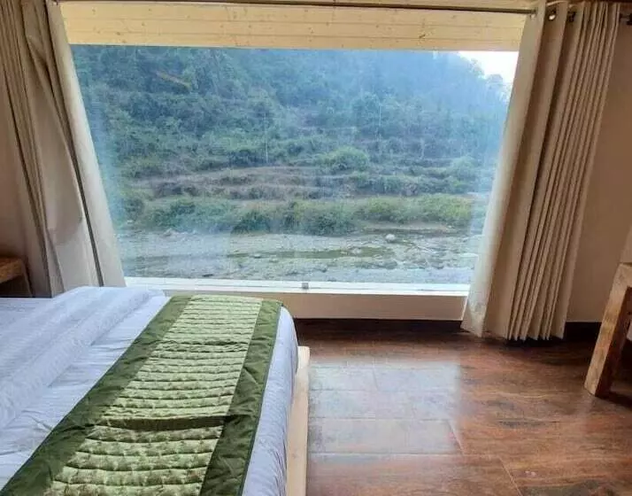 Seven Hills Hotels And Resorts