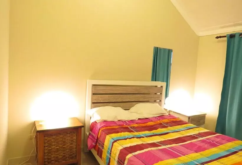 تختخواب و صبحانه Bohio Punta Cana