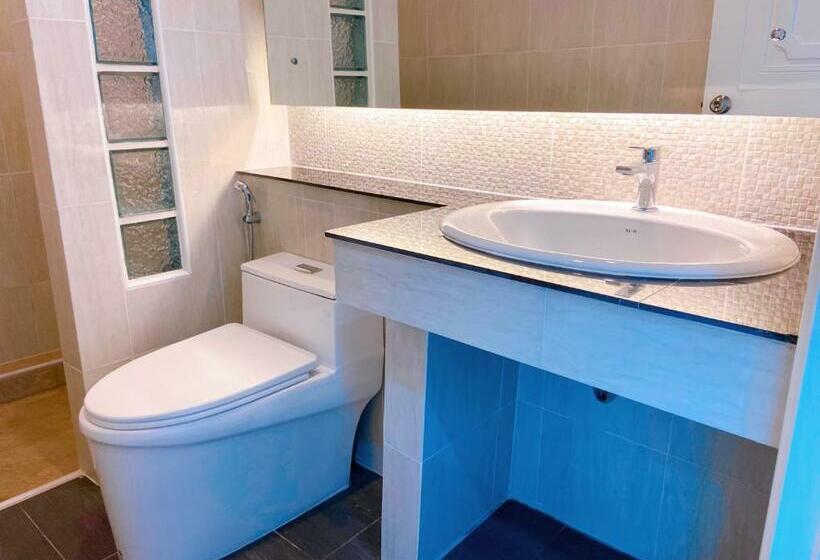 בית מלון כפרי Petchngam Home Resort