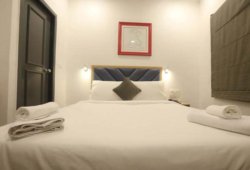 Hotel Royal Inn Mahalaxmi