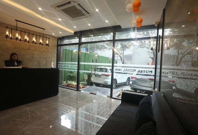 Hotel Royal Inn Mahalaxmi