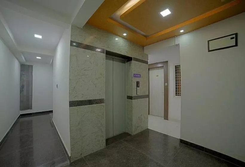 ホテル Sai Arra Bengaluru Airport