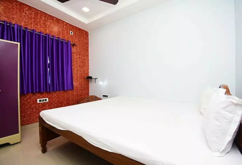 Hotelli Spot On 45344 Loknath Tower