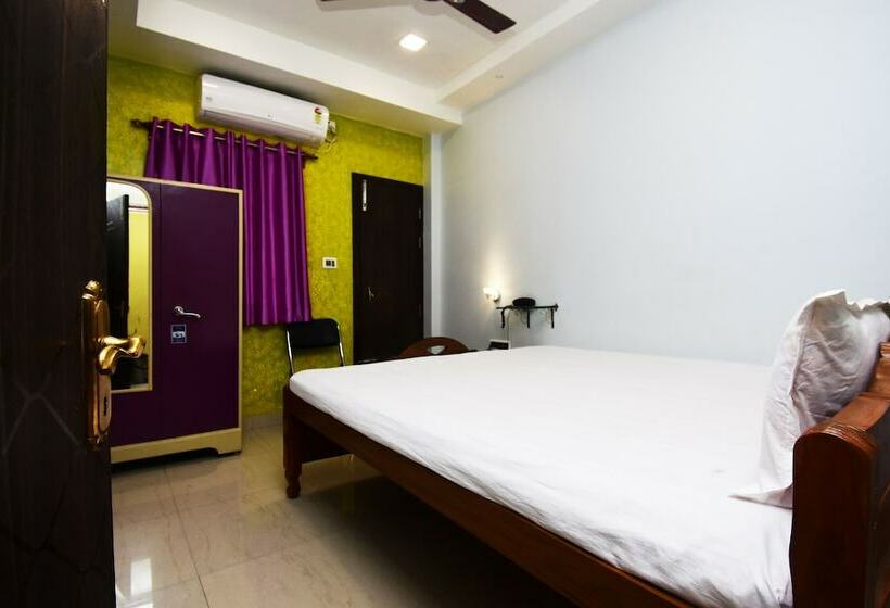 Hotel Spot On 45344 Loknath Tower