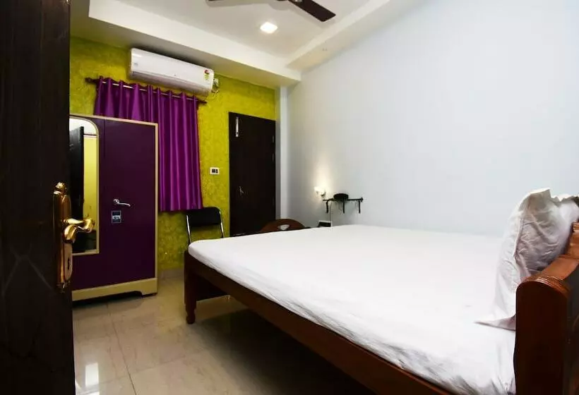 Hotelli Spot On 45344 Loknath Tower