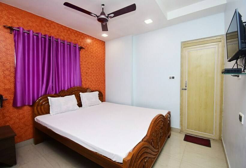Hotel Spot On 45344 Loknath Tower