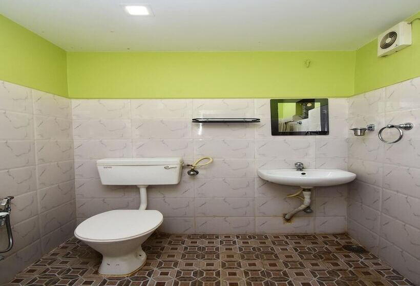 Hotel Spot On 45344 Loknath Tower