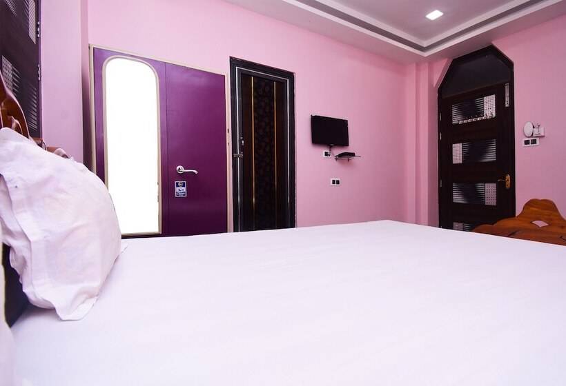 Hotel Spot On 45344 Loknath Tower