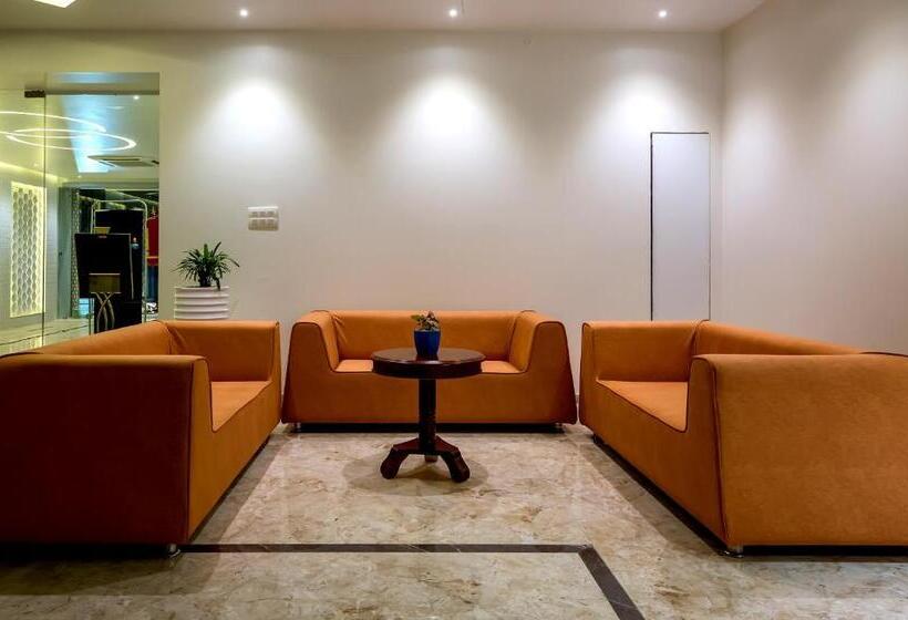 Отель The Fern Residency Vijayapura