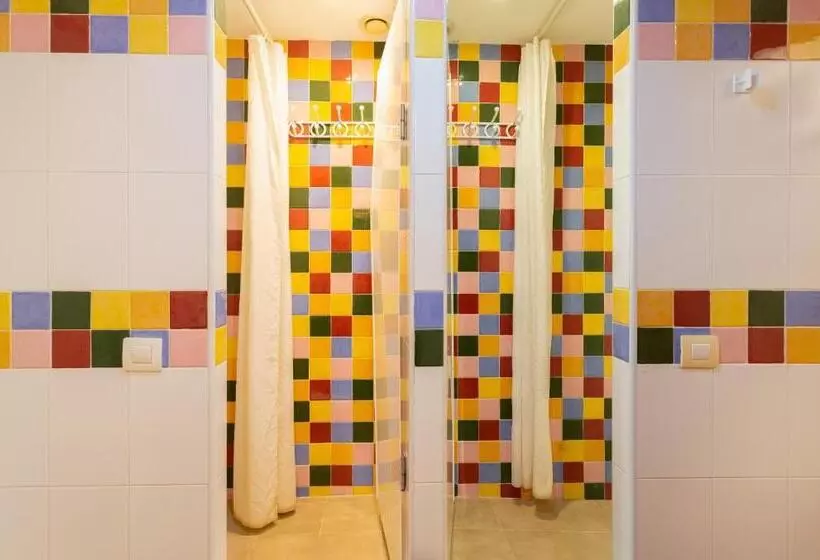 Общежитие Mambo Tango