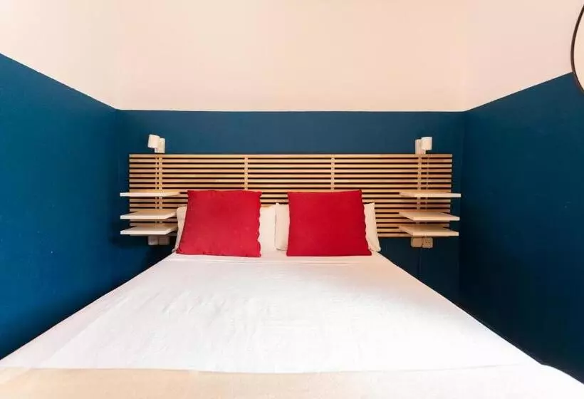 Общежитие Mambo Tango