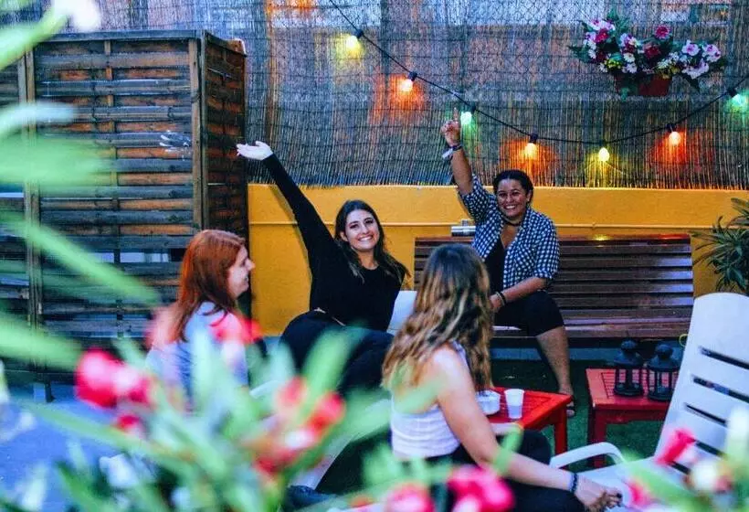 Общежитие Onefam Les Corts