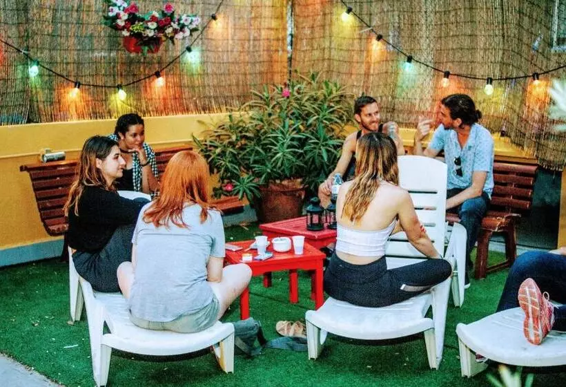 Общежитие Onefam Les Corts