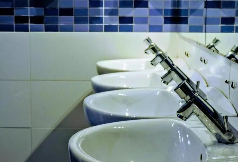 Общежитие Onefam Les Corts