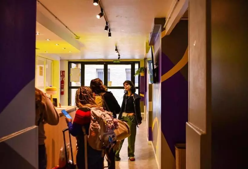 Общежитие Onefam Les Corts