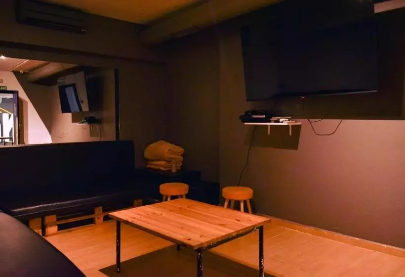 Общежитие Onefam Les Corts