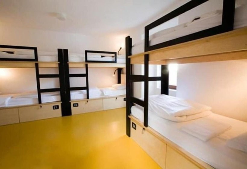 فندق Amazigh Hostel & Suites