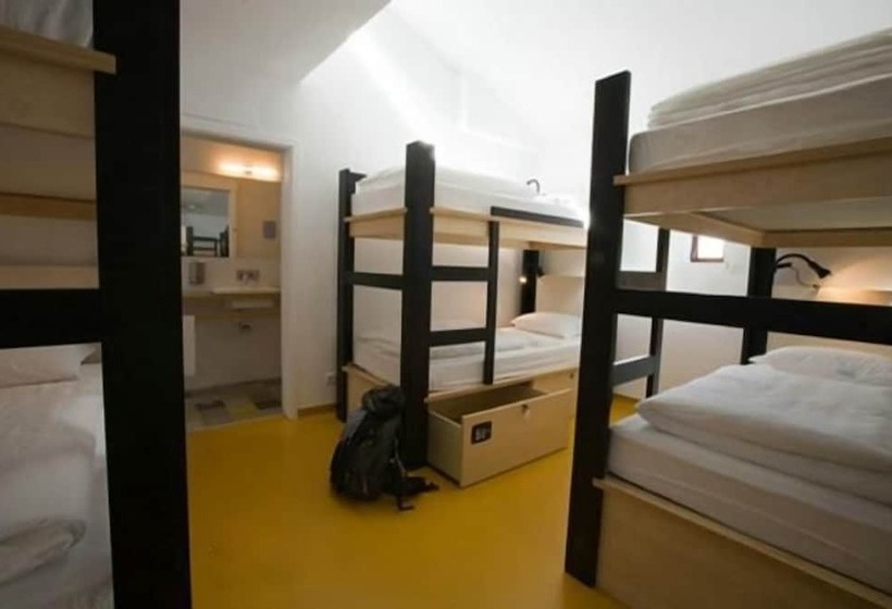 فندق Amazigh Hostel & Suites