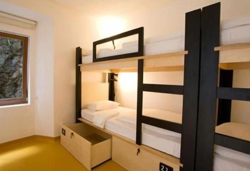 فندق Amazigh Hostel & Suites