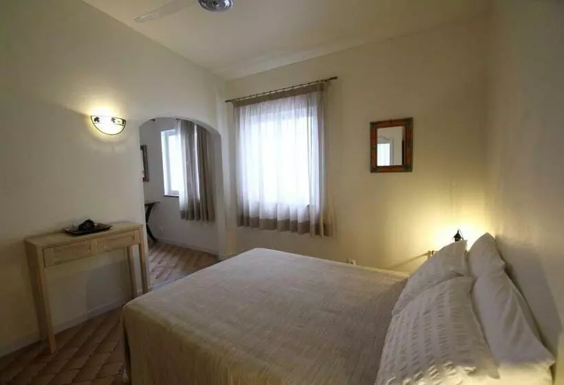 בית מלון כפרי Angela Guest House