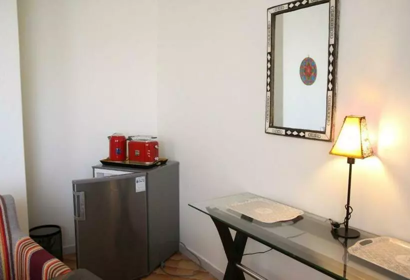 בית מלון כפרי Angela Guest House