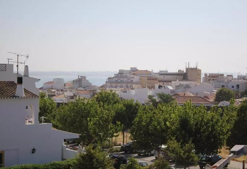 בית מלון כפרי Angela Guest House