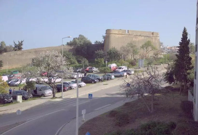 בית מלון כפרי Angela Guest House