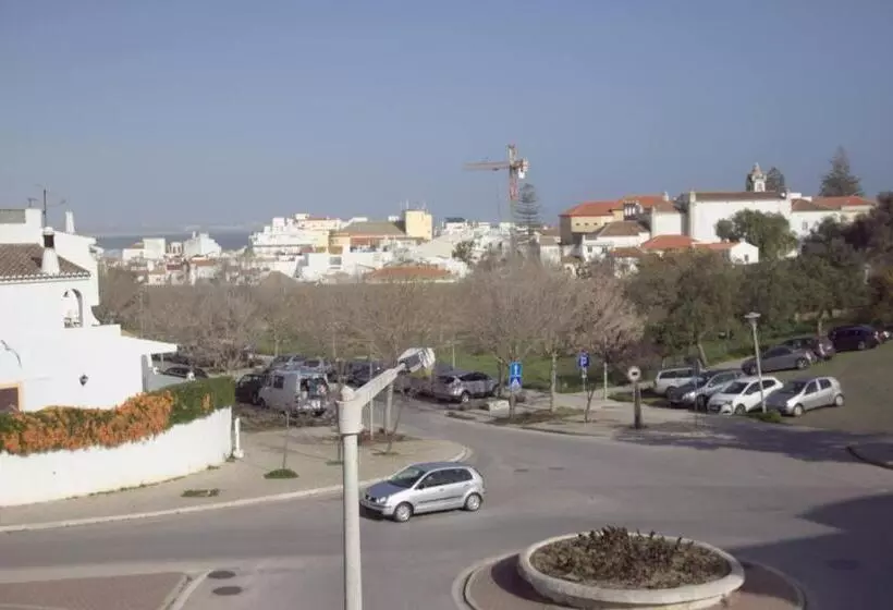 בית מלון כפרי Angela Guest House