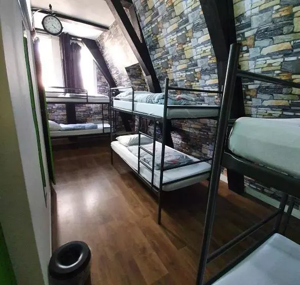 International Budget Hostel City Center