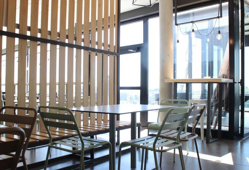 Residencia Universitaria Erasmo