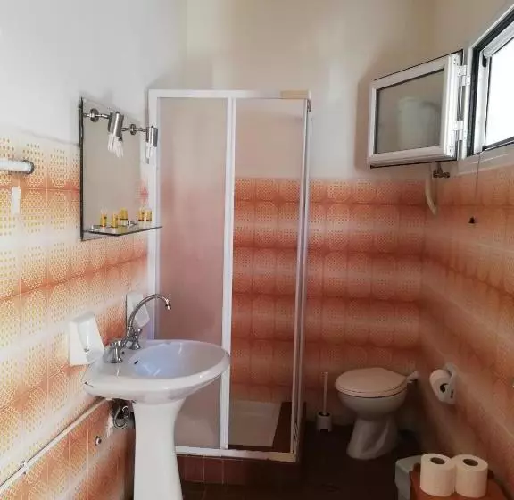 Zontanos Studios & Apartments