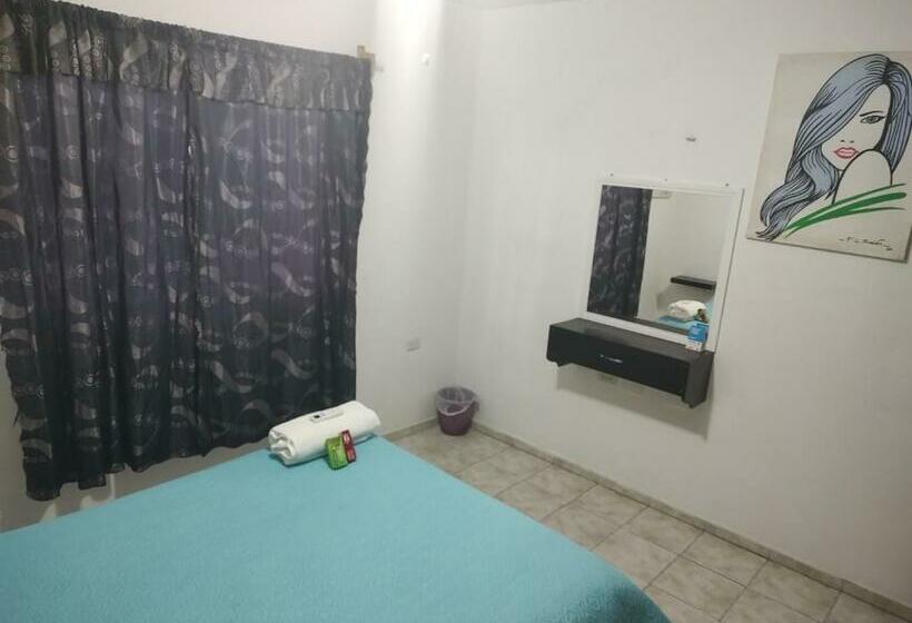 פנסיון La Casa Jorge & Marvin