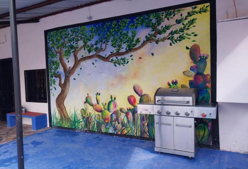 פנסיון La Casa Jorge & Marvin