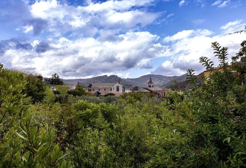 펜션 Palazzo Previtera