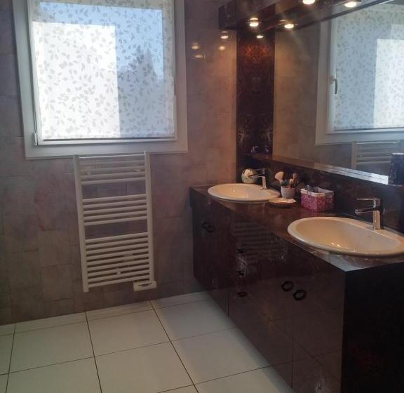 مبيت وإفطار Fan 36b