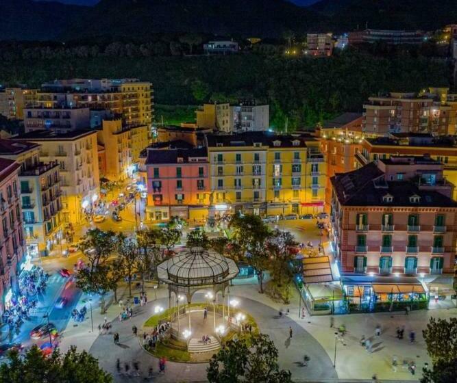 تختخواب و صبحانه La Residenza Della Fenice