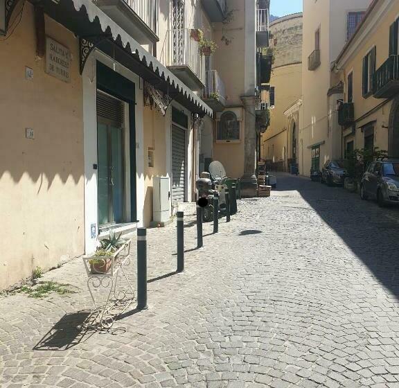 تختخواب و صبحانه La Residenza Della Fenice