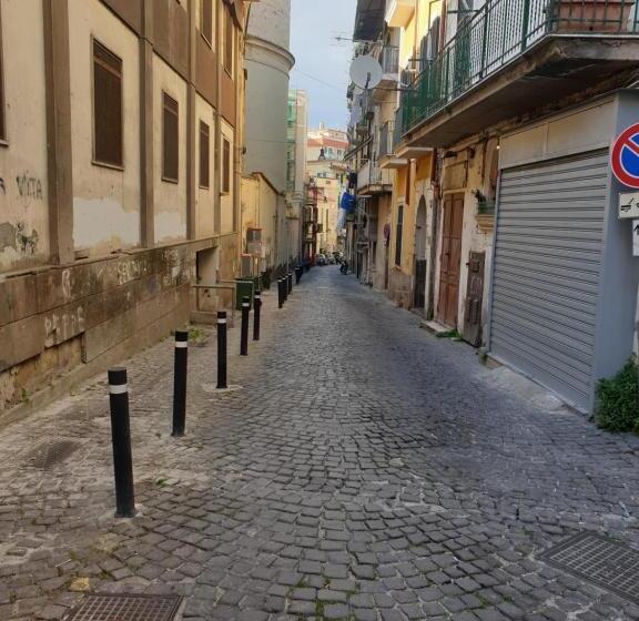 تختخواب و صبحانه La Residenza Della Fenice