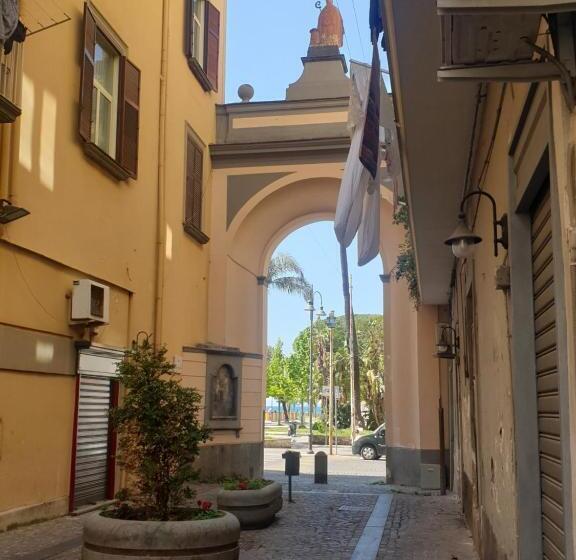تختخواب و صبحانه La Residenza Della Fenice