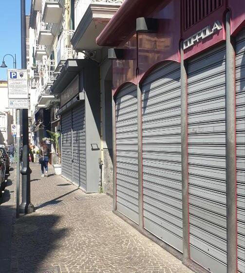 تختخواب و صبحانه La Residenza Della Fenice