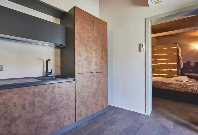 تختخواب و صبحانه Le Stagioni Luxury Suite