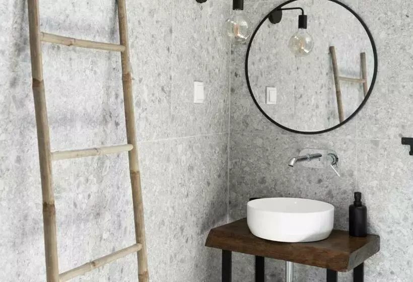 ベッドアンドブレックファースト Zab Living