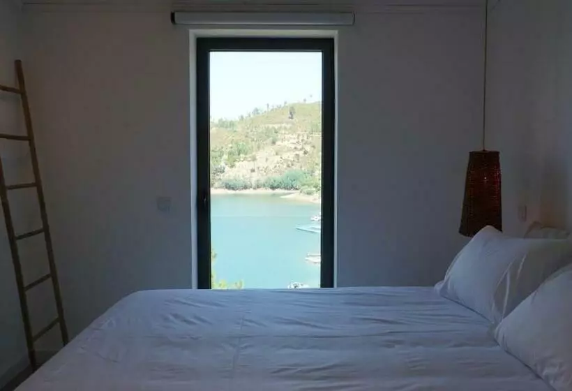 ベッドアンドブレックファースト Zab Living