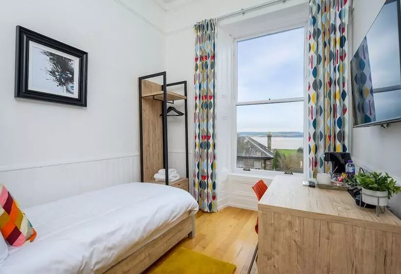 Hotelli The Clarendon