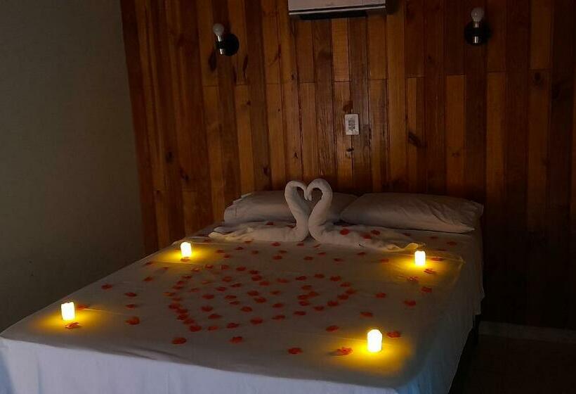 Pension Cantinho Dos Sonhos Suítes Individuais