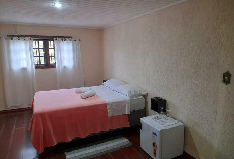 Pension Cantinho Dos Sonhos Suítes Individuais