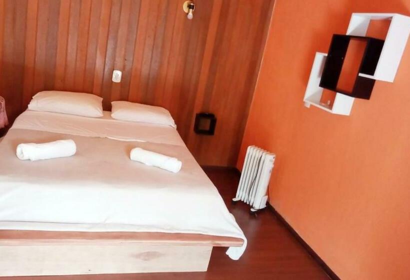 Pension Cantinho Dos Sonhos Suítes Individuais