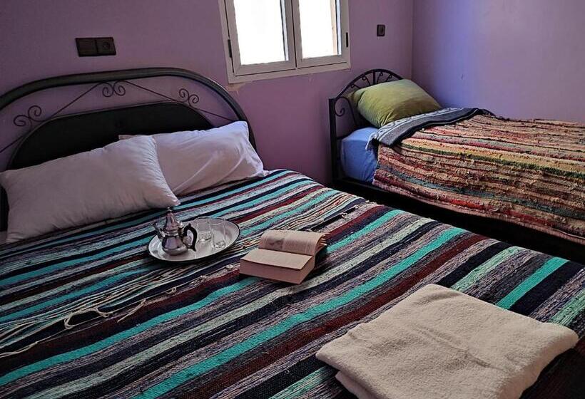 پانسیون Tifinagh Guest House